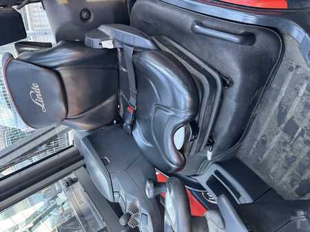 Chariots élévateurs diesel 2020  Linde H35D-01 (4)