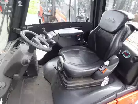Gázüzemű targonca 2021  Linde H14T-01 (5)