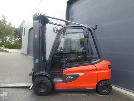 Elektrisk- 4 hjul 2024  Linde E35L-01 förderfähig (2)
