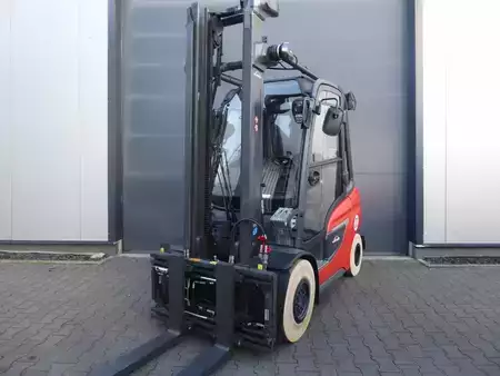 Dieselstapler 2023  Linde H30D-01 (1)