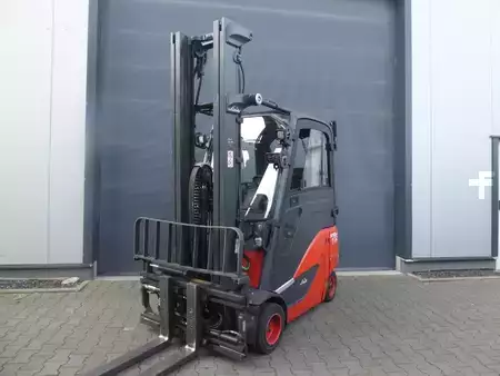 Carrelli elettrici 3 ruote 2021  Linde E18-02 (1)