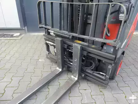 Carrelli elettrici 3 ruote 2021  Linde E18-02 (3)