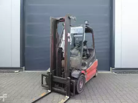 Elektro 4 Rad 2007  Linde E25-03 (1)