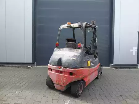 Elektro 4 Rad 2007  Linde E25-03 (6)
