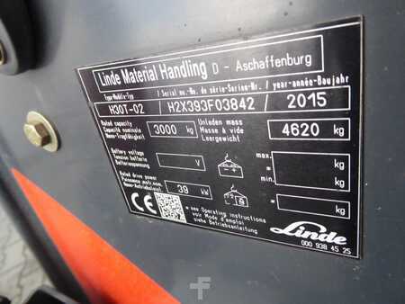 Gázüzemű targoncák 2015  Linde H30T-02 (2)