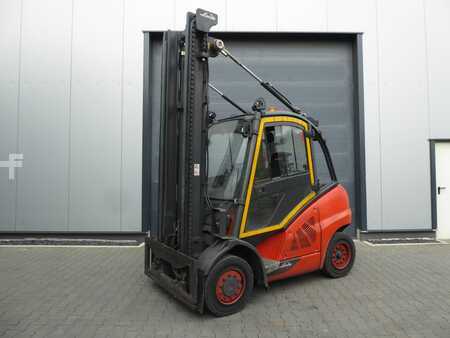 Wózki widłowe diesel 2017  Linde H40D-02 (1)