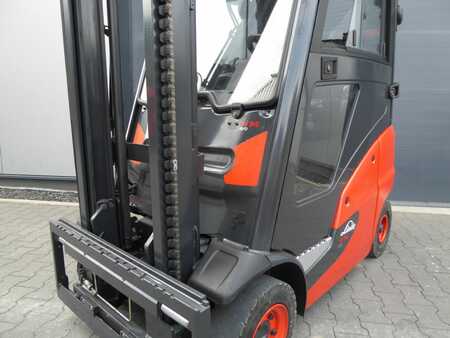 Diesel Forklifts 2018  Linde H14D-01 (2)