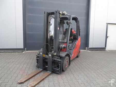 Gas truck 2012  Linde H20T-01 (1)