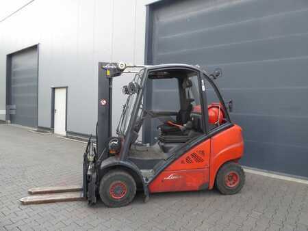 Gas truck 2012  Linde H20T-01 (2)