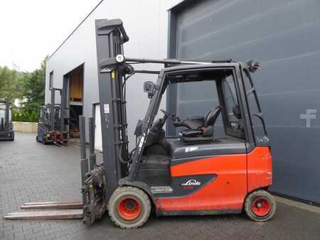 Elektromos 4 kerekű 2015  Linde E35HL-01 (6)
