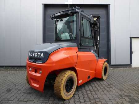 Elektro 4 Rad 2023  Toyota 9FBH80T (9)