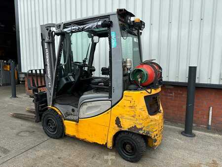 LPG Forklifts 2016  Jungheinrich TFG320s (2)