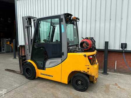 LPG Forklifts 2019  Jungheinrich TFG435s (2)