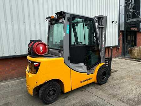 LPG Forklifts 2019  Jungheinrich TFG435s (7)