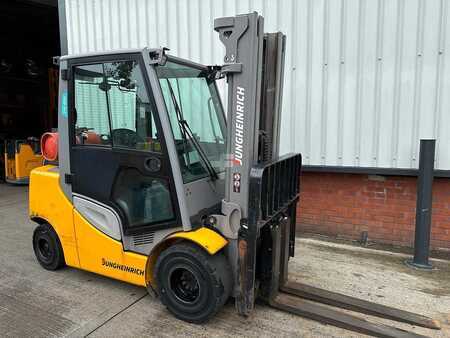 LPG Forklifts 2019  Jungheinrich TFG435s (6)