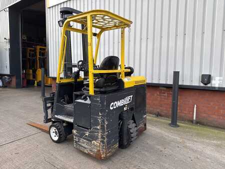 Carretilla de 4 vías 2019  Combilift CB2500 (2)