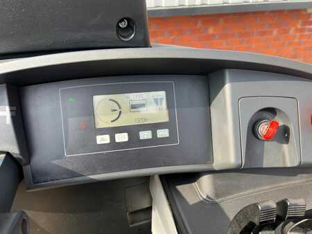 Carrelli retrattili  Jungheinrich ETV 116 SP GE 100-455 DZ (8)