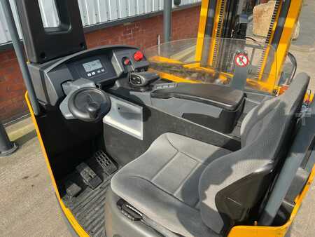 Carrelli retrattili  Jungheinrich ETV 116 SP GE 100-455 DZ (9)