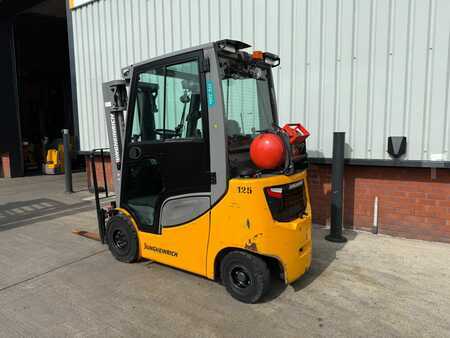 LPG Forklifts 2020  Jungheinrich TFG 320s 115-440 DZ (2)