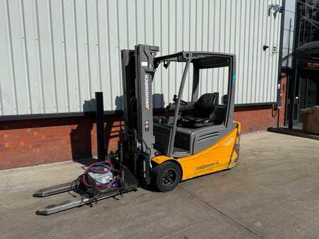 Elektrisk- 3 hjul 2019  Jungheinrich EFG 220 SP GE+T 100-440 DZ (1)