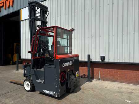 Fireveistruck 2018  Combilift CB4000 (1)