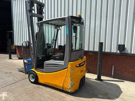 Carrelli elettrici 3 ruote 2017  Jungheinrich EFG 218k SP GE 115-650 DZ (2)