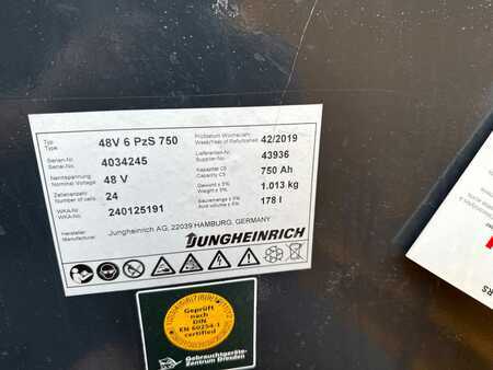 Carrelli elettrici 3 ruote 2011  Jungheinrich EFG 220 SP GE 115-450 DZ (4)