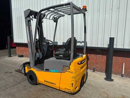 Carrelli elettrici 3 ruote 2021  Jungheinrich EFG 113 SP GE 100-500 DZ (2)