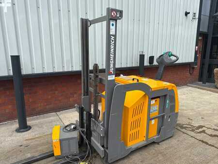 Stacker stå på 2019  Jungheinrich EJG 214 G 120-120 E (2)