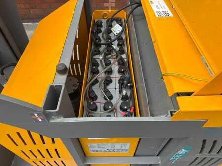 Stacker stå på 2019  Jungheinrich EJG 214 G 120-120 E (5)