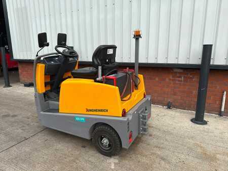 Rebocador 2022  Jungheinrich EZS 570 (2)