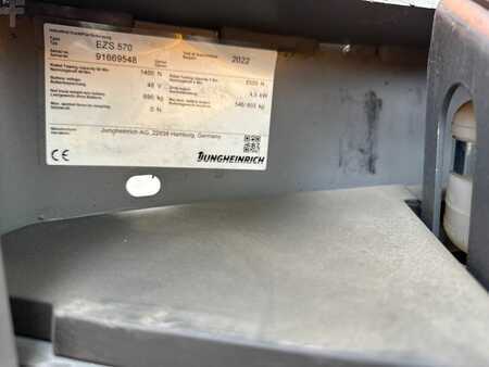 Rebocador 2022  Jungheinrich EZS 570 (4)