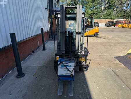 Elektrisk- 3 hjul 2017  Jungheinrich EFG 220 SP GE 115-470 DZ (3)