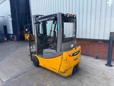 Eléctrico - 4 rodas 2017  Jungheinrich EFG 220 SP GE 115-470 DZ (5)