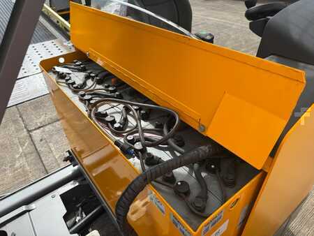 Retraky 2016  Jungheinrich ETV 325 MP DL GNE 100-1202 DZ (12)