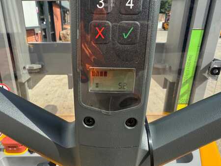 Apilador conductor incorporado 2024  Jungheinrich AMC 12 115 320 ZT (7)