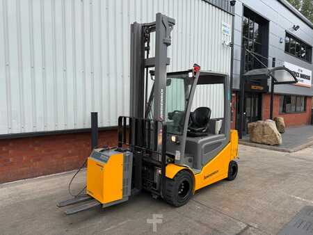 Eléctrica de 4 ruedas 2021  Jungheinrich EFG S30 SP GE 120-450 ZT (1)