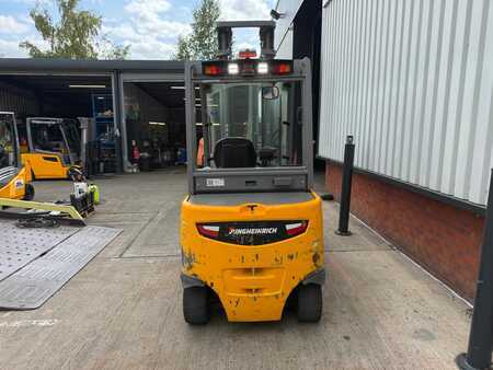 Eléctrica de 4 ruedas 2021  Jungheinrich EFG S30 SP GE 140-450 ZT (4)
