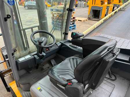 Eléctrica de 4 ruedas 2021  Jungheinrich EFG S30 SP GE 140-450 ZT (9)
