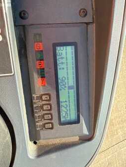 Transpaleta eléctrica 2017  Jungheinrich ESE 120 100-54 (4)