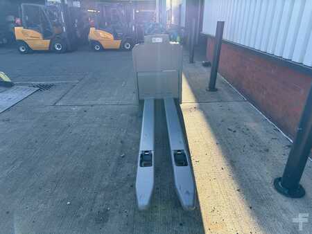 Recogepedido horizontal 2021  Jungheinrich ECE 220 240-51 (4)