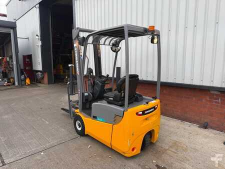 Eléctrica de 3 ruedas 2018  Jungheinrich EFG 115 SP GE 115-360 ZZ (5)