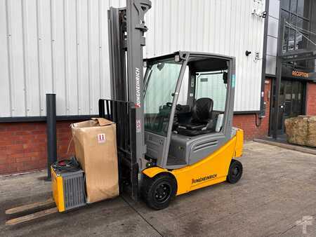 Eléctrica de 4 ruedas 2020  Jungheinrich EFG 320 SP GE 120-400 ZT (1)