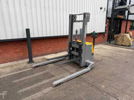 Stackers Stand-on 2016  Jungheinrich EJC B16 100-280 ZZ (1)