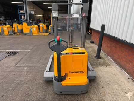 Stackers Stand-on 2016  Jungheinrich EJC B16 100-280 ZZ (4)