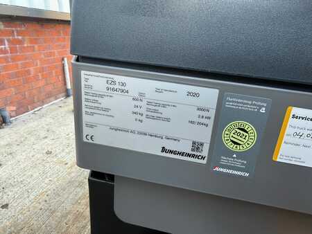 Tow Tugs 2020  Jungheinrich EZS 130 (10)