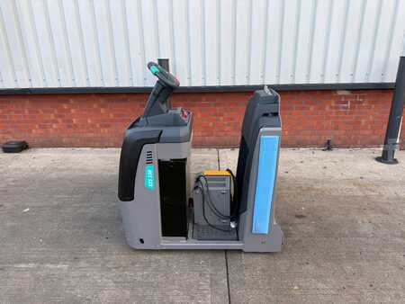 Tow Tugs 2020  Jungheinrich EZS 130 (2)