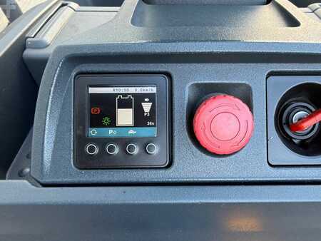 Tow Tugs 2020  Jungheinrich EZS 130 (5)