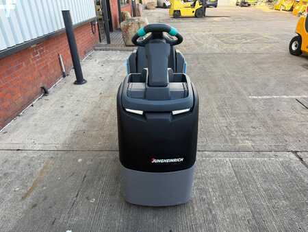 Tow Tugs 2020  Jungheinrich EZS 130 (8)