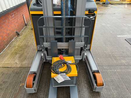 Skjutstativtruck 2017  Jungheinrich ETV 214 SP GE 115-830 DZ (6)